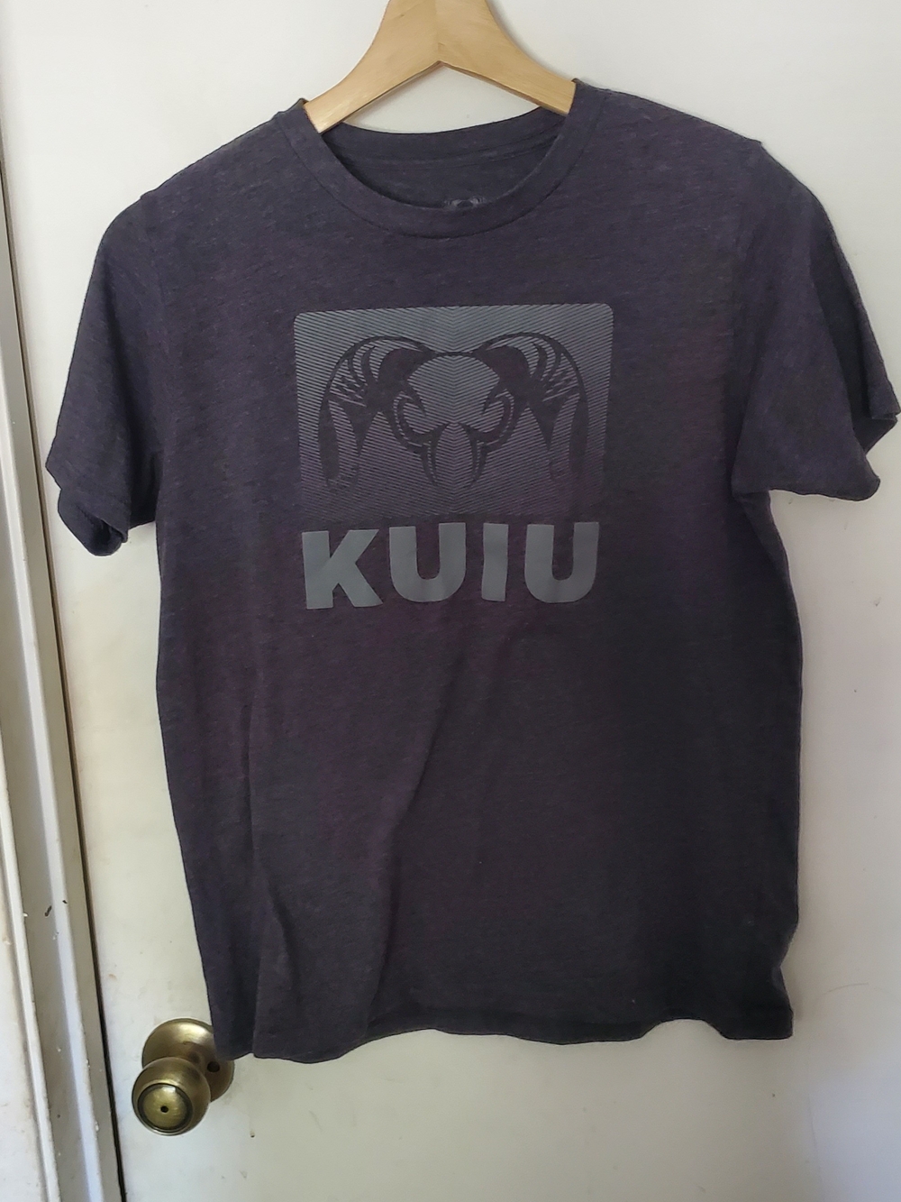 KUIU Ram Fade Graphic Short Sleeve T-Shirt Youth Size XL